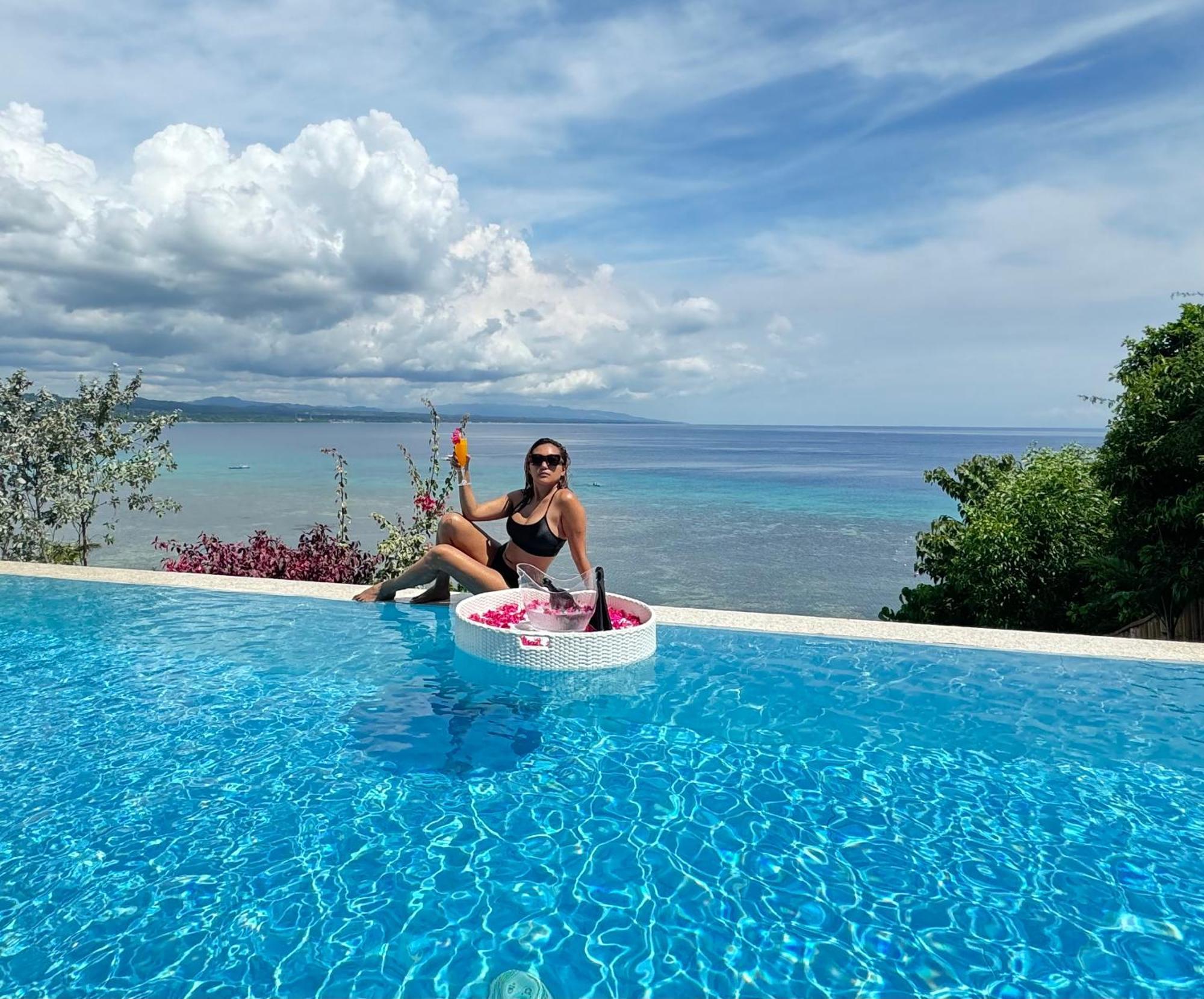 Epic Suites Bohol Adults Only Dauis Luaran gambar