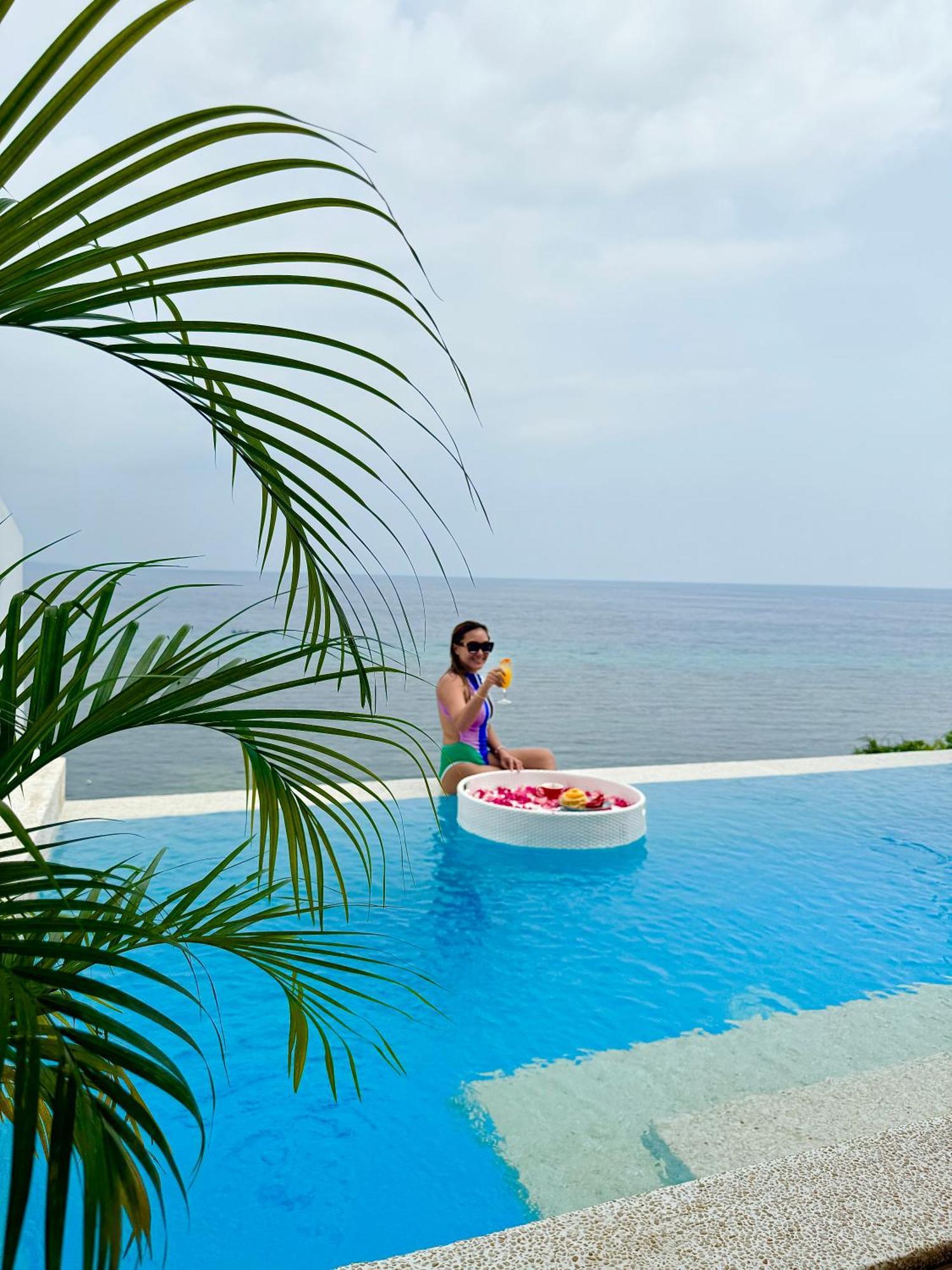 Epic Suites Bohol Adults Only Dauis Luaran gambar